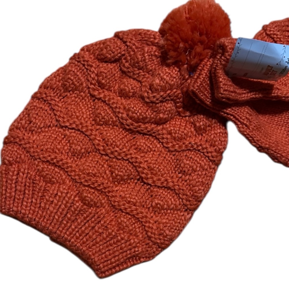 Cozy Orange Knit Hat and Mittens Set - Picture 4 of 7